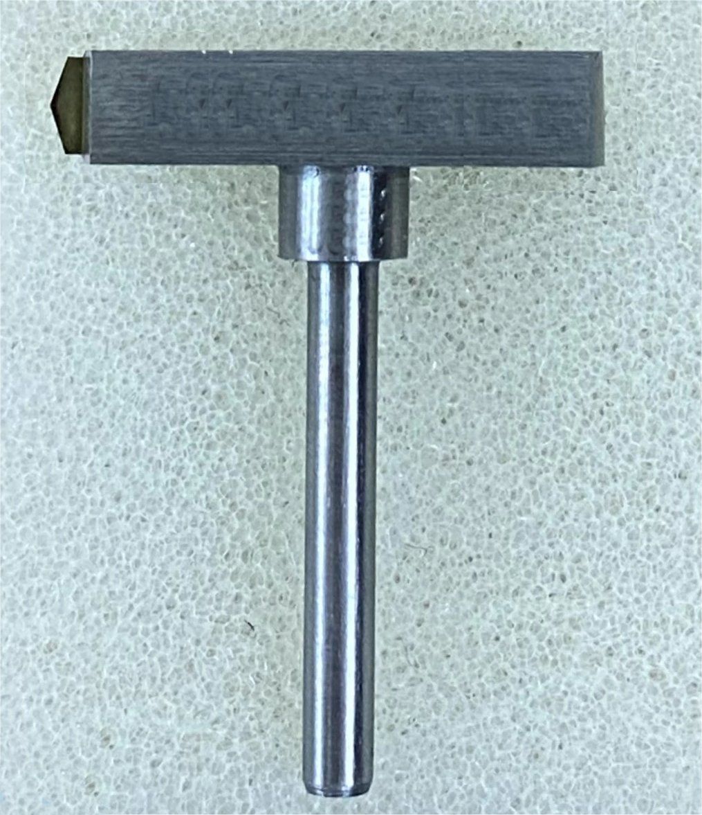 Diamante de lapidar martillo 140º x 2mm - largo 25mm D110